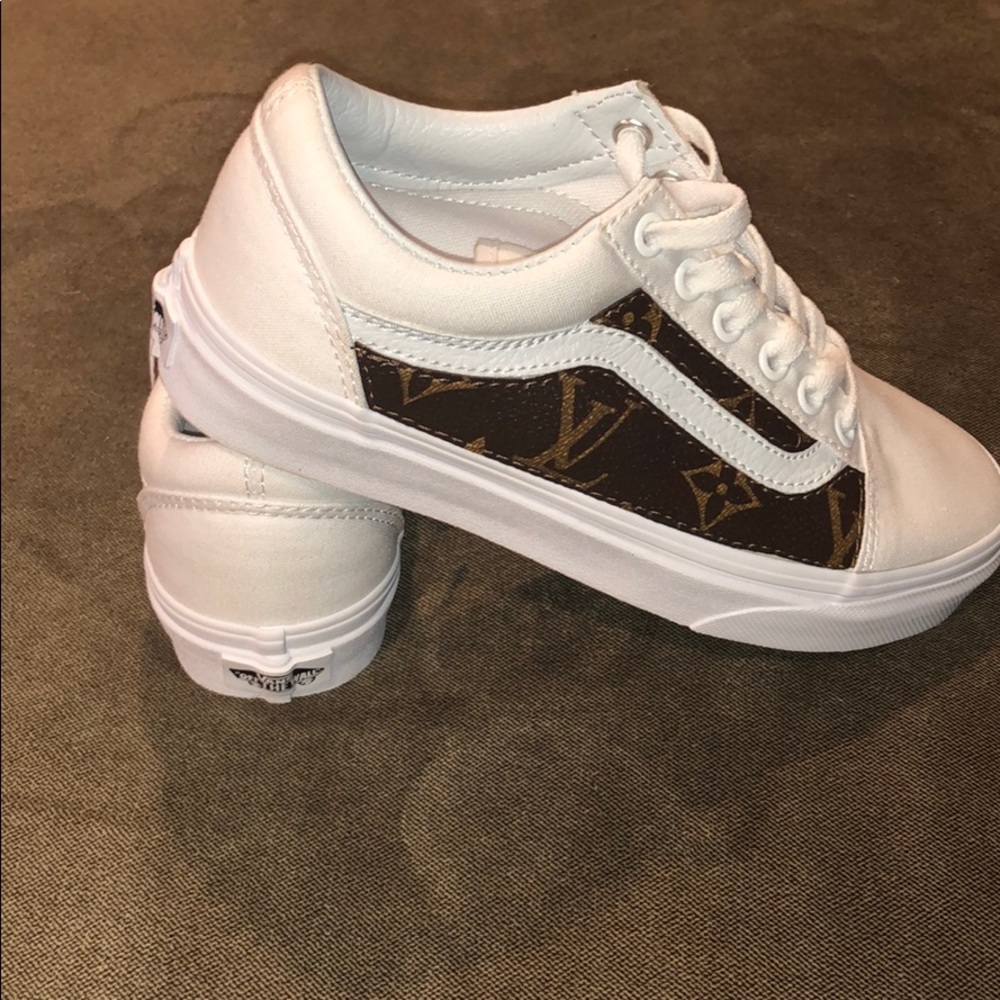 Customs vans /authentic Louis Vuitton leather sz5, used ones  look brand new - Picture 5 of 6